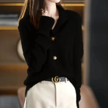 Caslen Sweater – Soft Cardigan with Oversized Buttons