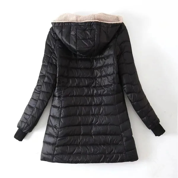 Zoe Puffer Jacket – Hooded, Water-Repellent & Cozy