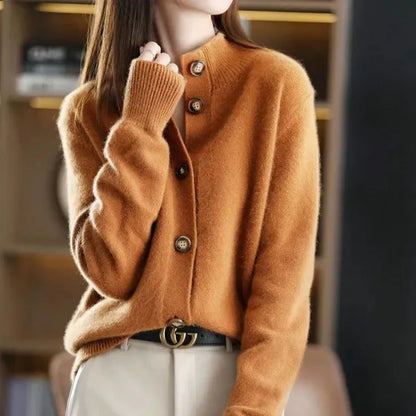 Caslen Sweater – Soft Cardigan with Oversized Buttons