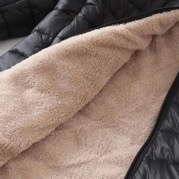 Zoe Puffer Jacket – Hooded, Water-Repellent & Cozy