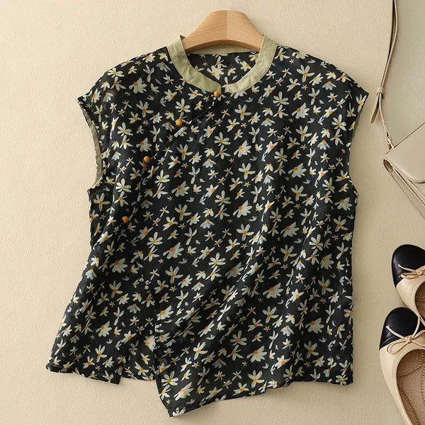Florith Blouse – Floral Mandarin Neckline & Vintage Buttons