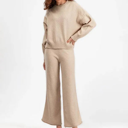 Klarna 2-Piece Knit Sweater & Pants Set
