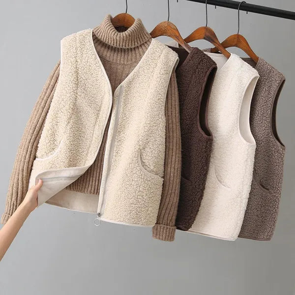 Vesna Vest – Soft Wool Zip-Up Women's Vest