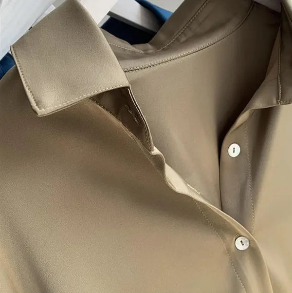 Silara Blouse – Minimalist Button-Down Top for Women