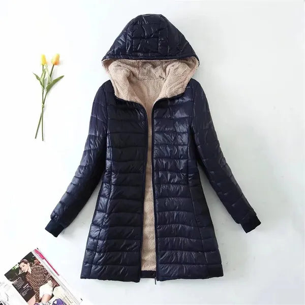 Zoe Puffer Jacket – Hooded, Water-Repellent & Cozy