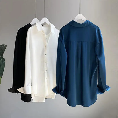 Silara Blouse – Minimalist Button-Down Top for Women