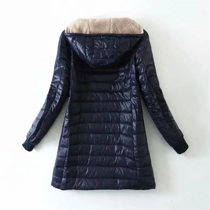 Zoe Puffer Jacket – Hooded, Water-Repellent & Cozy